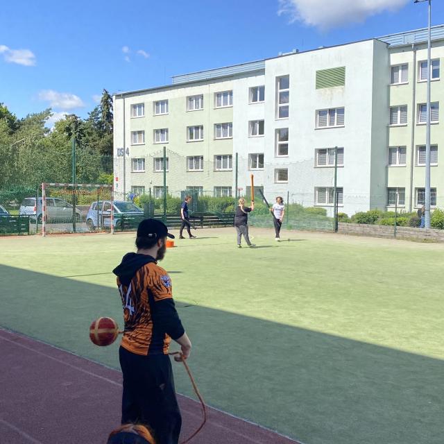 34